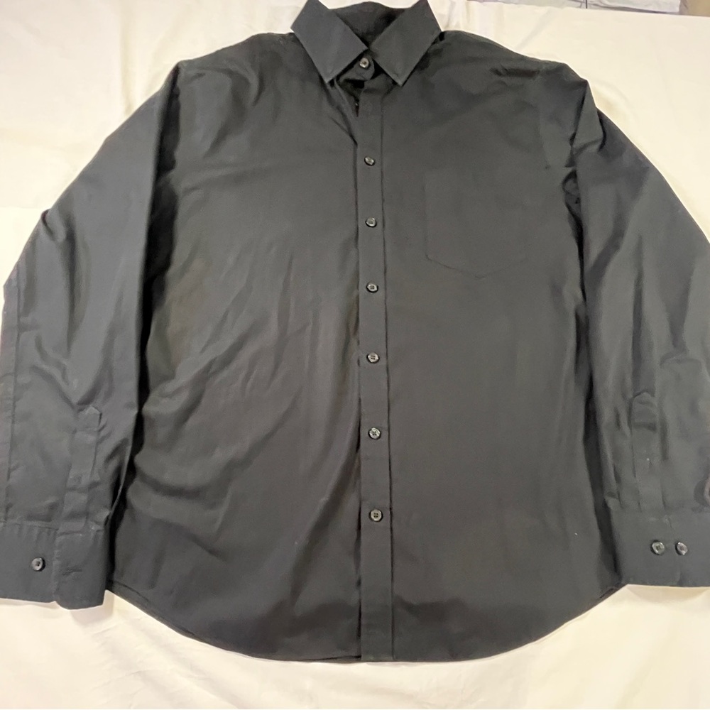 Merona Men's Black Button-Up Dress Shirt